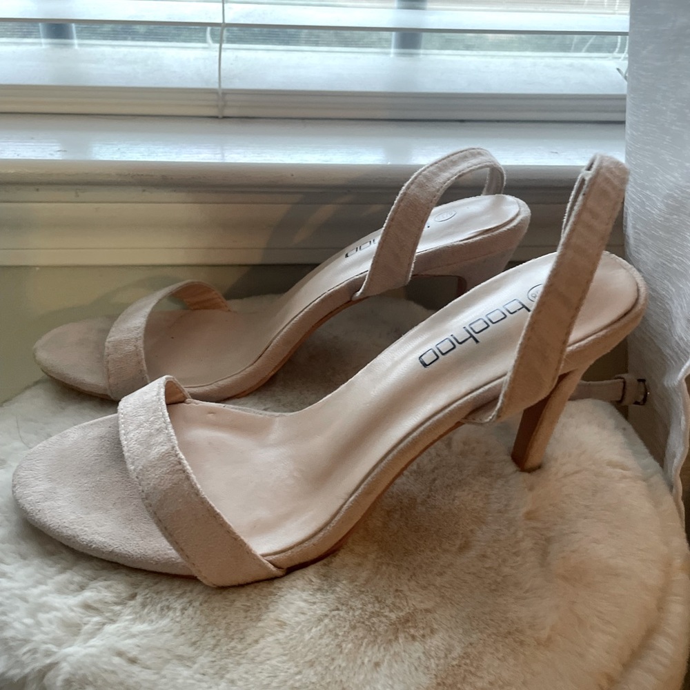Sandal